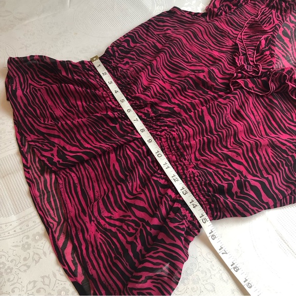 Max Azria Miley Cyrus Women’s Size XL Sheer Pink Zebra Blouse Stretched Waist - Picture 8 of 16